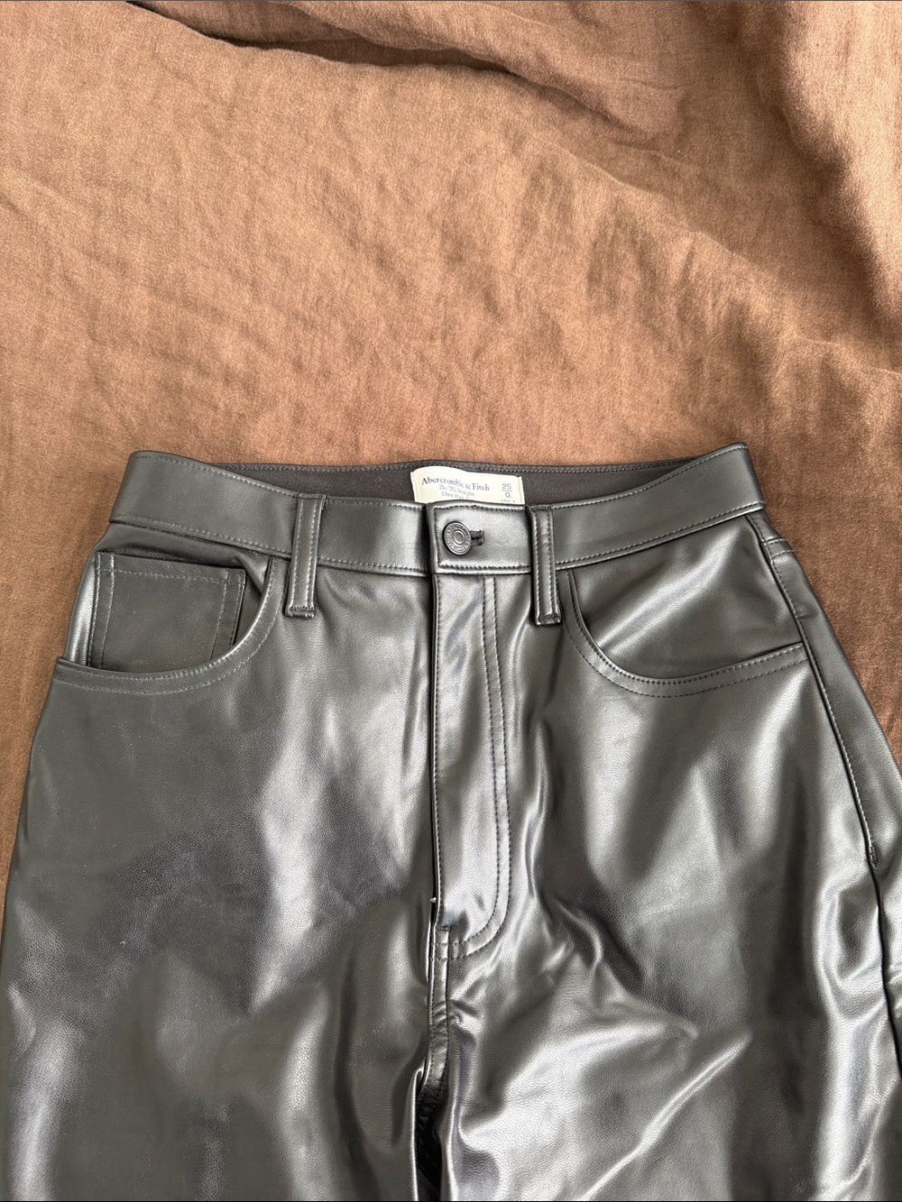 Abercrombie & Fitch Women's Black Faux Leather Straight Leg Pants 25L